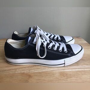 Converse All Star Chuck Taylor Canvas Sneakers Black Size: US Men 8.5 Women 10.5